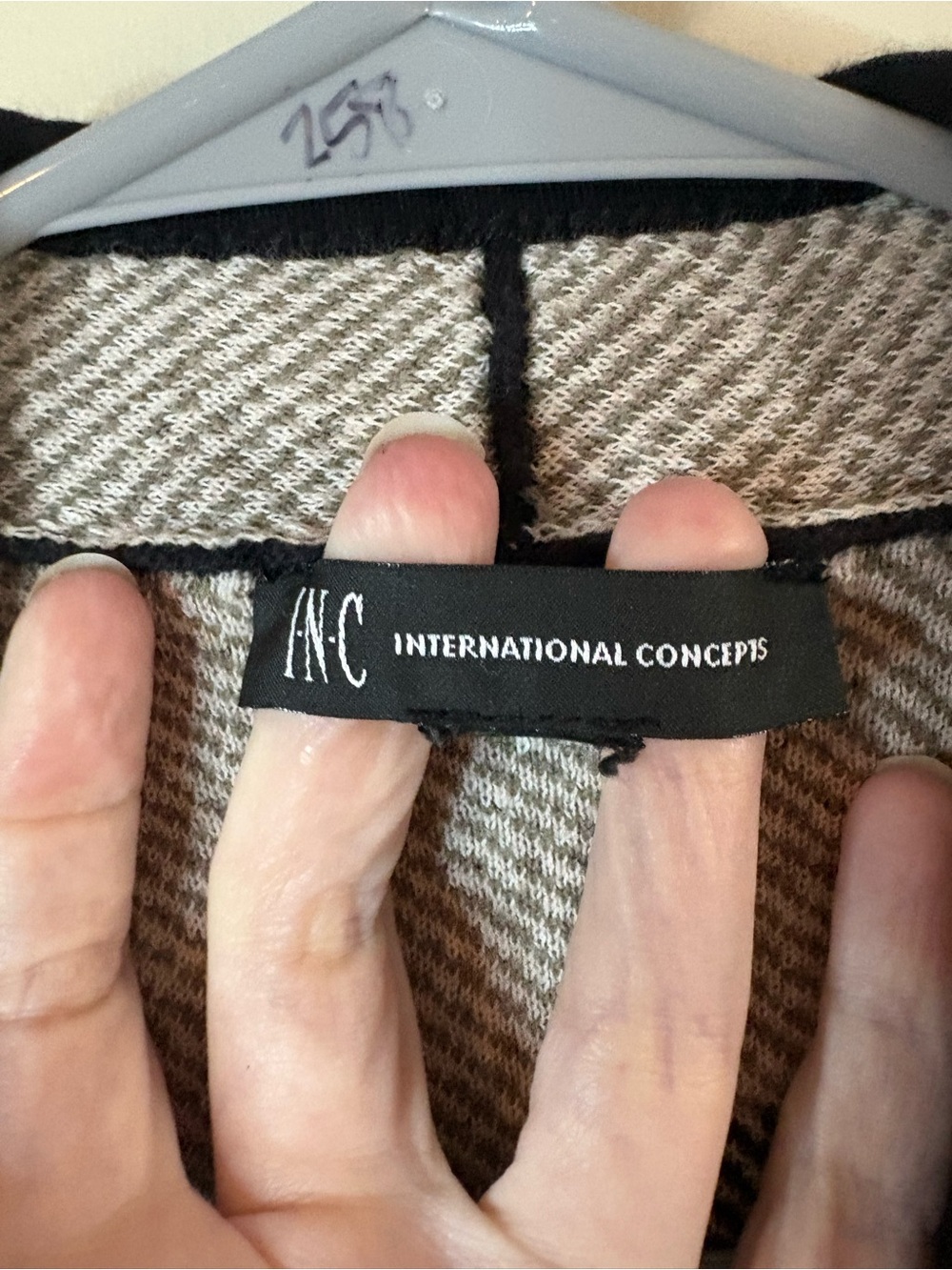INC International Concepts Black Floral Open Front Knit Cardigan EUC - Picture 2 of 4